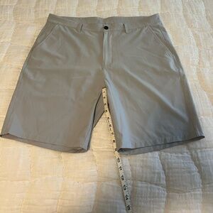 Men's Shorts Size 38